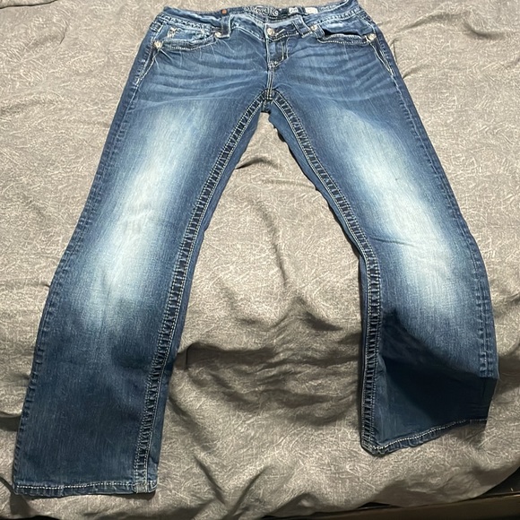 Miss me jeans, good condition size 28 with a 31 inseam - Picture 4 of 7